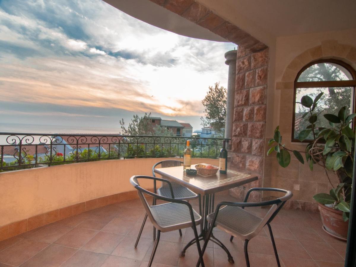 Apartments And Rooms Levantin Inn Ilha Ilha Sveti Stefan Exterior foto