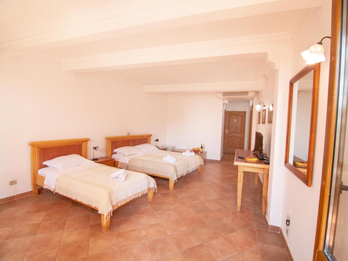 Apartments And Rooms Levantin Inn Ilha Ilha Sveti Stefan Exterior foto