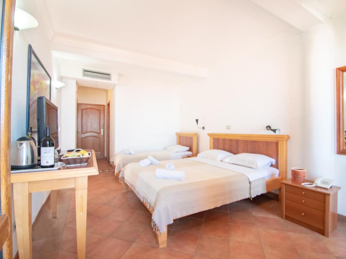 Apartments And Rooms Levantin Inn Ilha Ilha Sveti Stefan Exterior foto